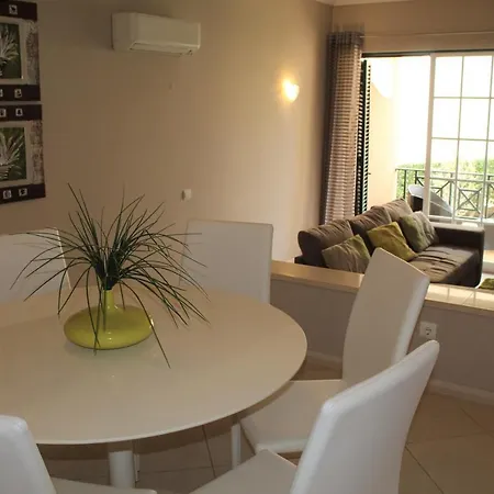 Apartamento V2 Santa Eulalia
